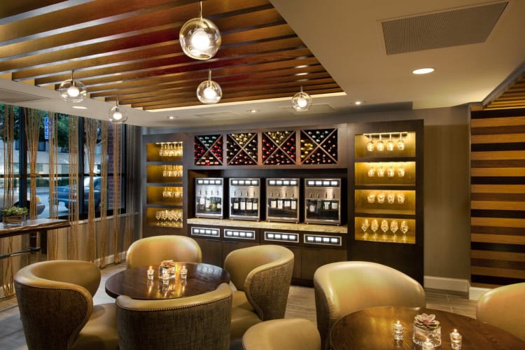EvenKeel Lounge